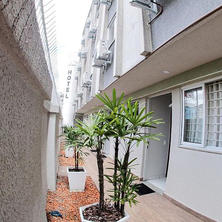 Esquina Batel - Hotel Economico Κουριτίμπα Εξωτερικό φωτογραφία