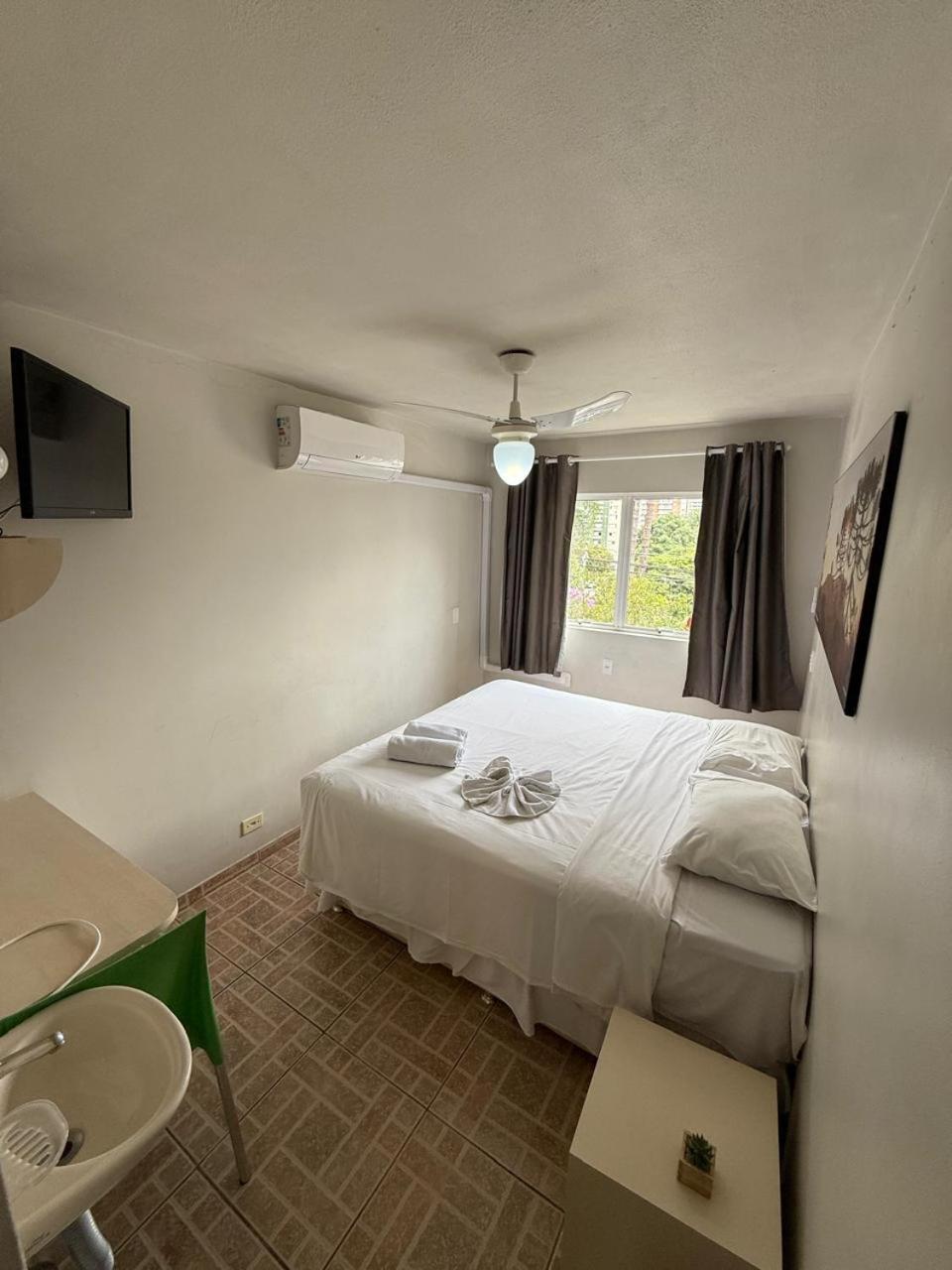 Esquina Batel - Hotel Economico Κουριτίμπα Εξωτερικό φωτογραφία